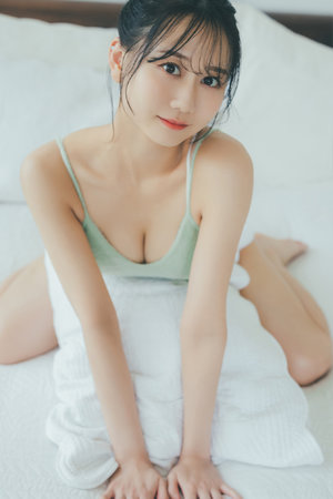 唐三手撕千仞雪衣服